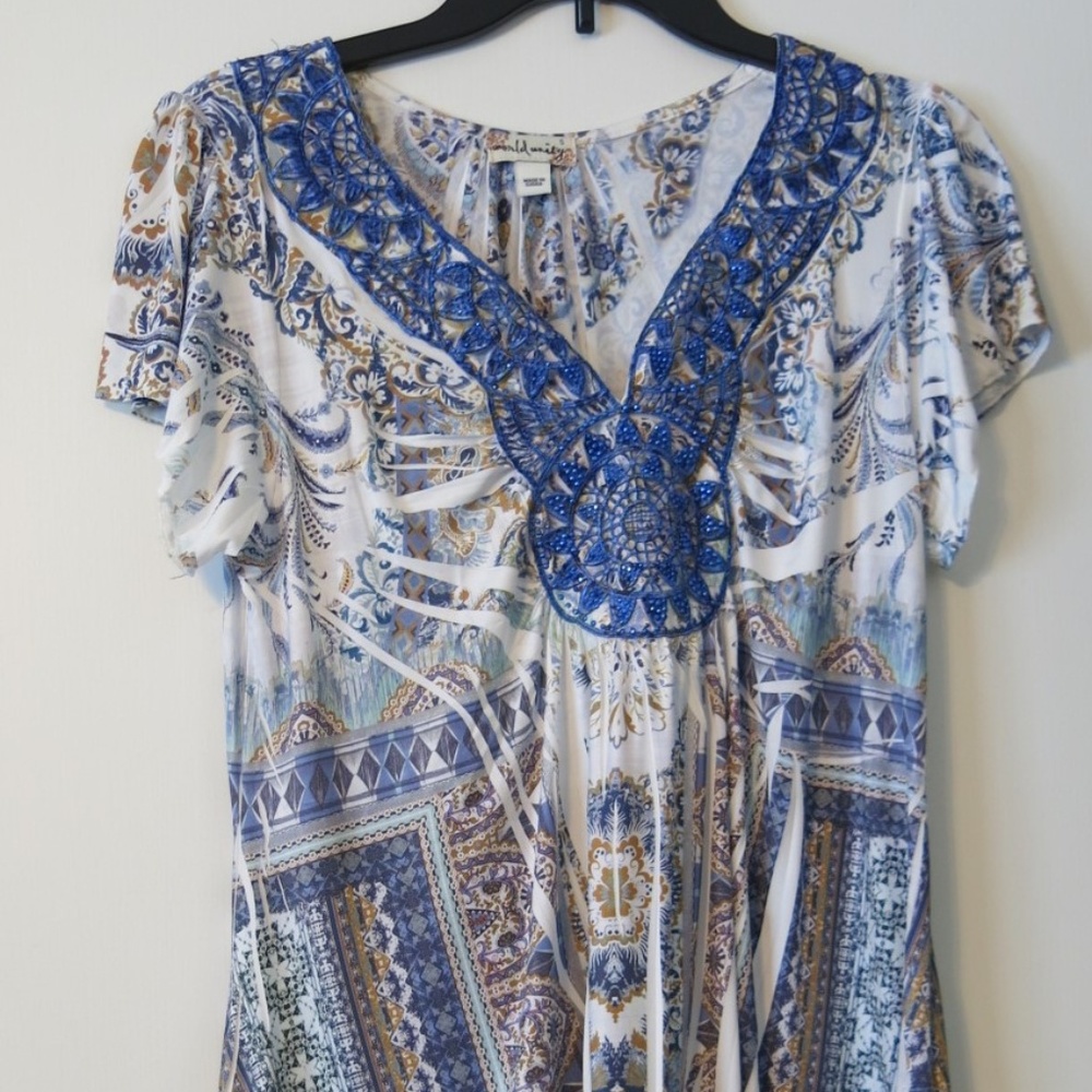 World Unity Flutter Sleeves Top  Size S